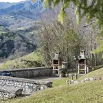 Escuelas De Collia A At-1537-as Arriondas